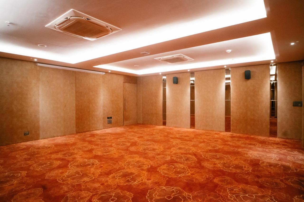 אינדורה Playotel Premier Vijay Nagar מראה חיצוני תמונה